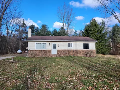 7674 Rynn Rd, Kenockee, MI 48006