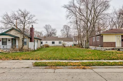79 Hamata Ave, Hazel Park, MI 48030