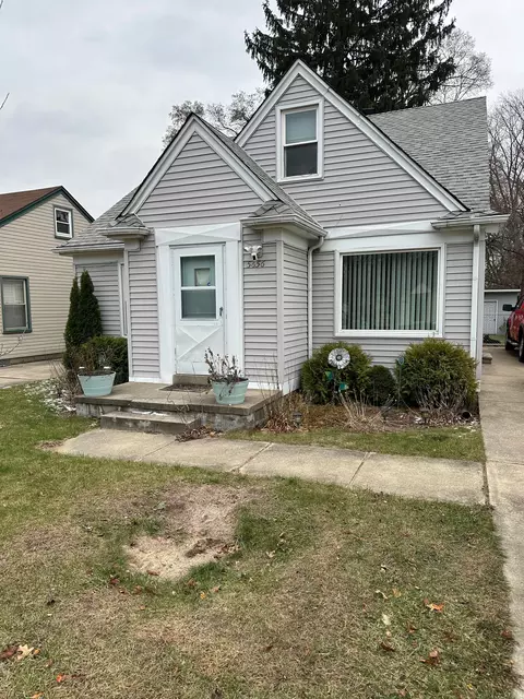 5656 N Karle St, Westland, MI 48185