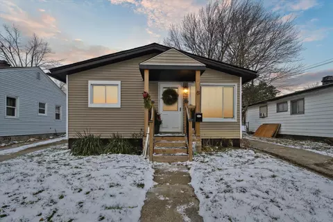 81 E Ypsilanti Ave, Pontiac, MI 48340