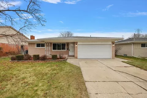12471 Fleet Crt Ct, Sterling Heights, MI 48312