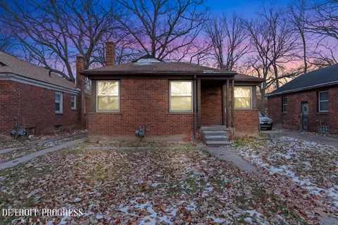 19350 Sussex St, Detroit, MI 48235