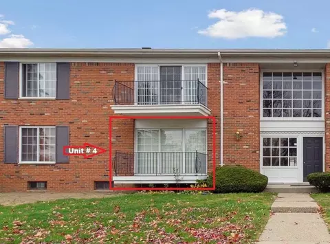 458 Fox Hills Dr N #A-4, Bloomfield Township, MI 48304