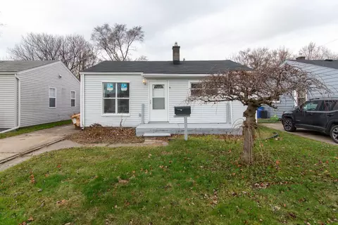 21057 Atlantic Ave, Warren, MI 48091