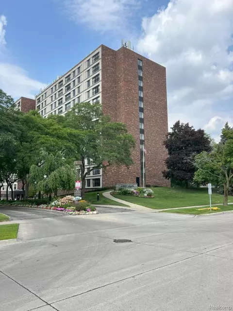 21800 Morley Ave # 416, Dearborn, MI 48124