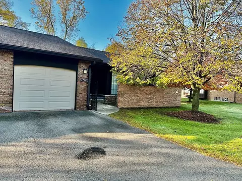 27205 Cumberland, Southfield, MI 48033