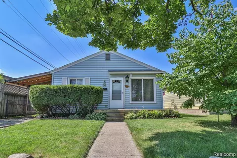 2727 Blanche St, Melvindale, MI 48122