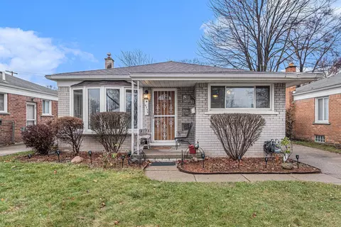 9175 Salem, Redford, MI 48239