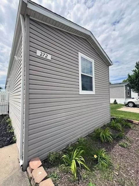 272 Grand River Dr, Madison, MI 49221