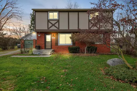 34803 Koch Ave, Sterling Heights, MI 48310