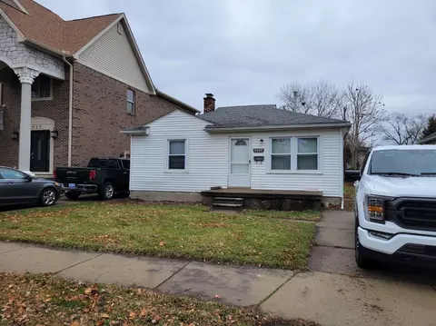 5688 Colonial St, Dearborn Heights, MI 48127