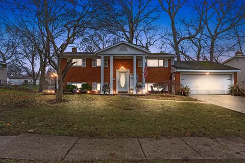 3904 Percy King Rd, Waterford, MI 48329