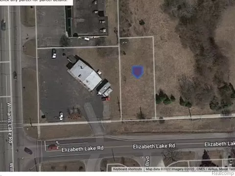 000 Elizabeth Lake Rd, Waterford, MI 48327