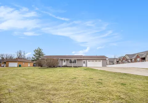 100 Collier Rd, Auburn Hills, MI 48326