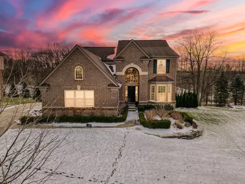 1791 Applebrook Dr, Commerce, MI 48382