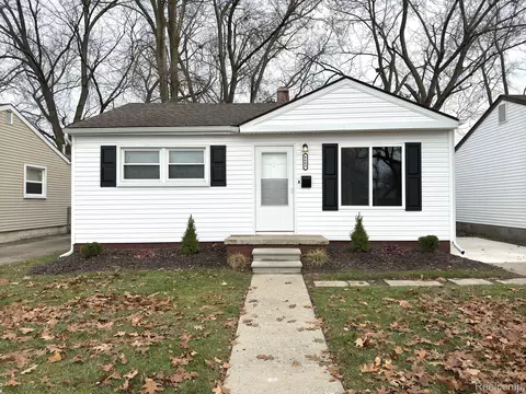 6665 Cornell St, Taylor, MI 48180