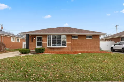 8368 Colonial St, Dearborn Heights, MI 48127