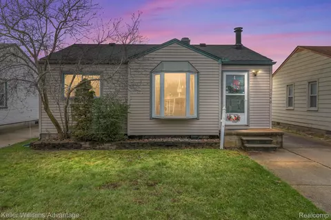 7240 William St, Taylor, MI 48180