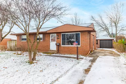 34547 Sansburn St, Westland, MI 48186
