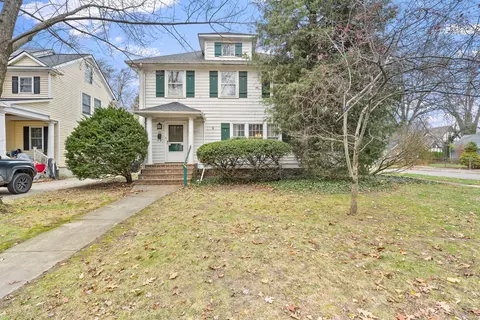 883 Madison St, Birmingham, MI 48009