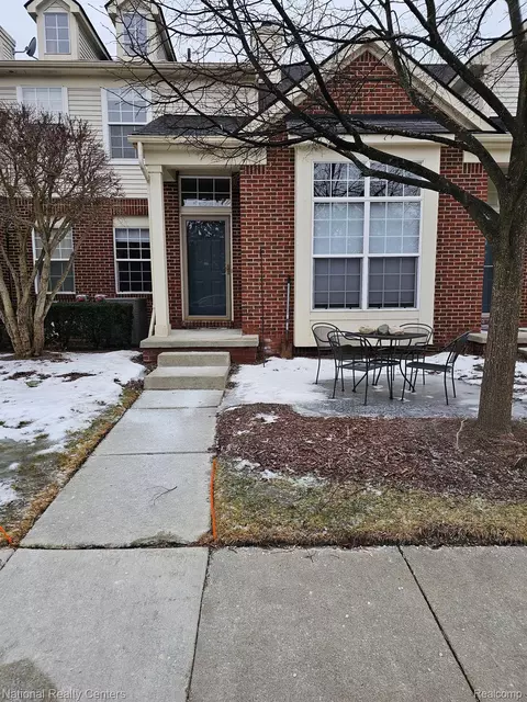 14104 Adri Cir, Commerce, MI 48390