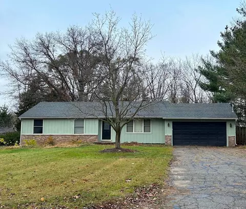 7501 Ore Lake Rd, Brighton, MI 48116