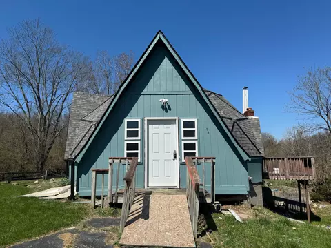 11444 Clark Rd, Springfield, MI 48350