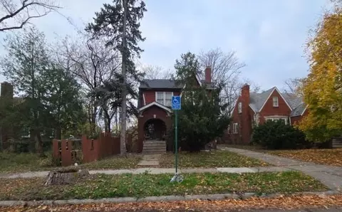 13921 Winthrop St, Detroit, MI 48227