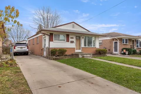 6516 Colonial St, Dearborn Heights, MI 48127