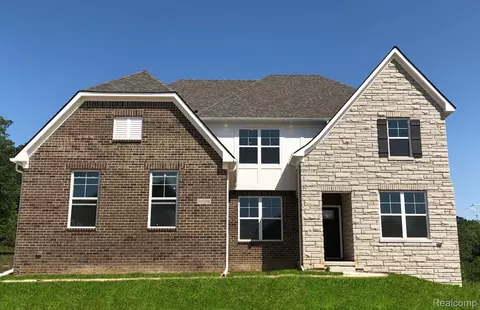 22987 Jens Dr, Lyon, MI 48178