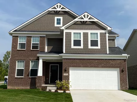 4872 Marquette Dr, Milford, MI 48381