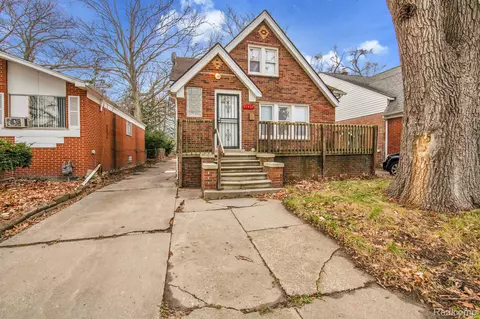 19437 Moenart St, Detroit, MI 48234