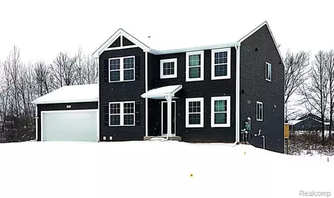 129 Forest Way, Rose, MI 48350