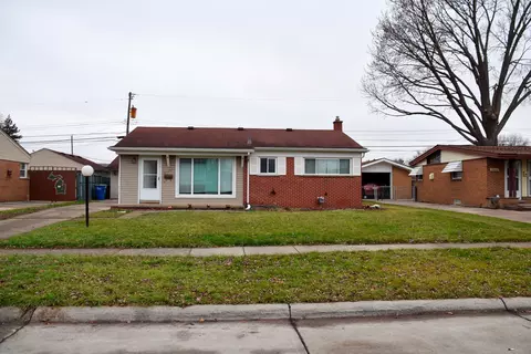 32431 Holden Dr, Warren, MI 48092