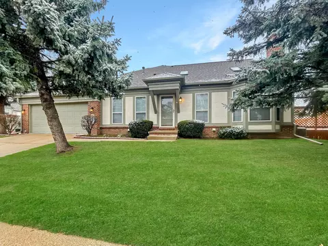 41631 Wild Turkey Ln, Canton, MI 48188