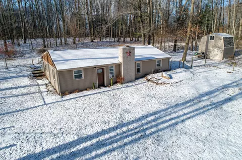 4139 Flint River Rd, Marathon, MI 48421