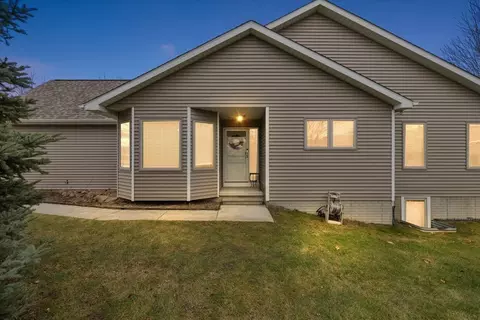 9179 Nicole Ln, Davison, MI 48423