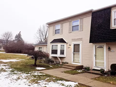 275 Lake Village Dr, Walled Lake, MI 48390