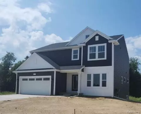 8171 Moonlight Creek Ln, Handy, MI 48836