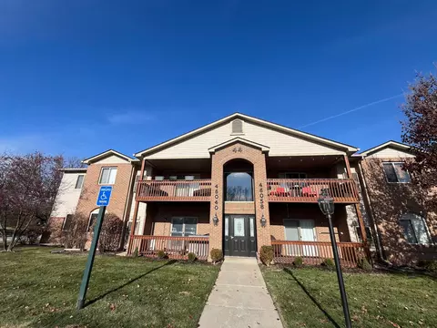 46046 Purple Sage Crt 2 44 Ct #2, Van Buren, MI 48111