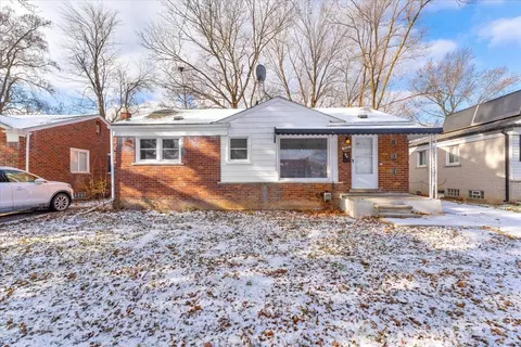 356 Longfellow St, Inkster, MI 48141