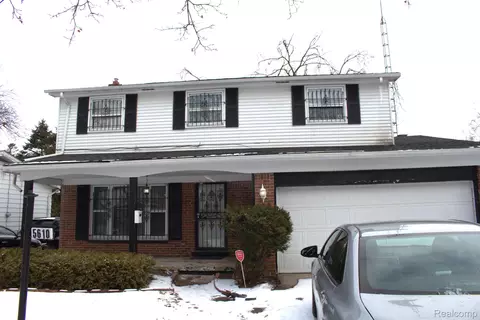 5610 Oxley Dr, Flint, MI 48504