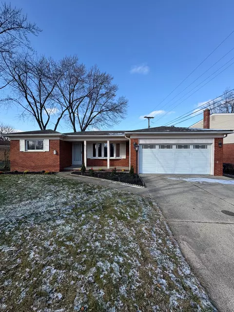 42025 Mendel Dr, Sterling Heights, MI 48313