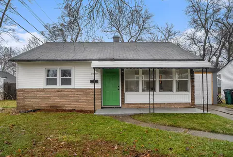 10770 Saratoga St, Oak Park, MI 48237