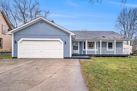 2131 Snellbrook Rd, Auburn Hills, MI 48326