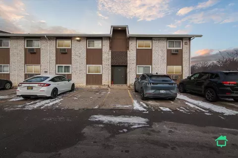 7395 Woodview St #1, Westland, MI 48185