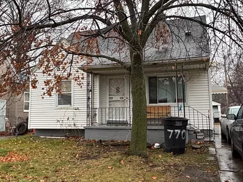 7706 Vaughan St, Detroit, MI 48228