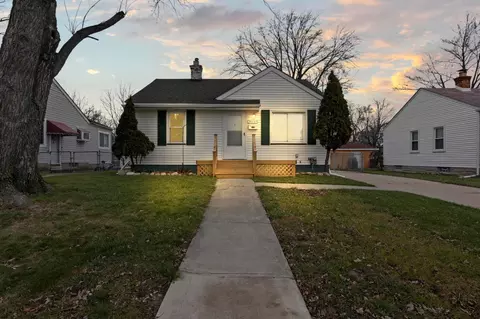 20069 E 12 Mile Rd, Roseville, MI 48066