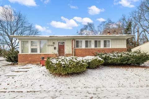 1700 Torry St, Birmingham, MI 48009