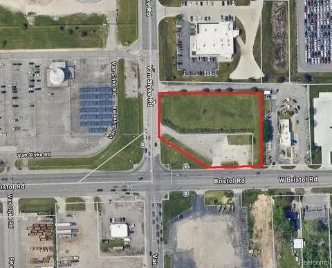 1508 W Bristol Rd, Flint, MI 48507